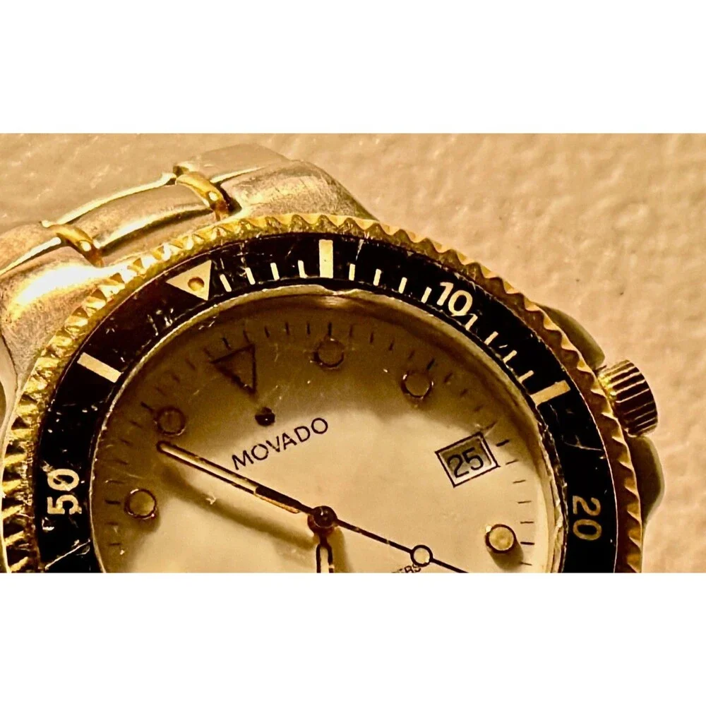 VTG Mens Movado divers watch 2 tone 330ft good condition B1–A4-872 New Battery